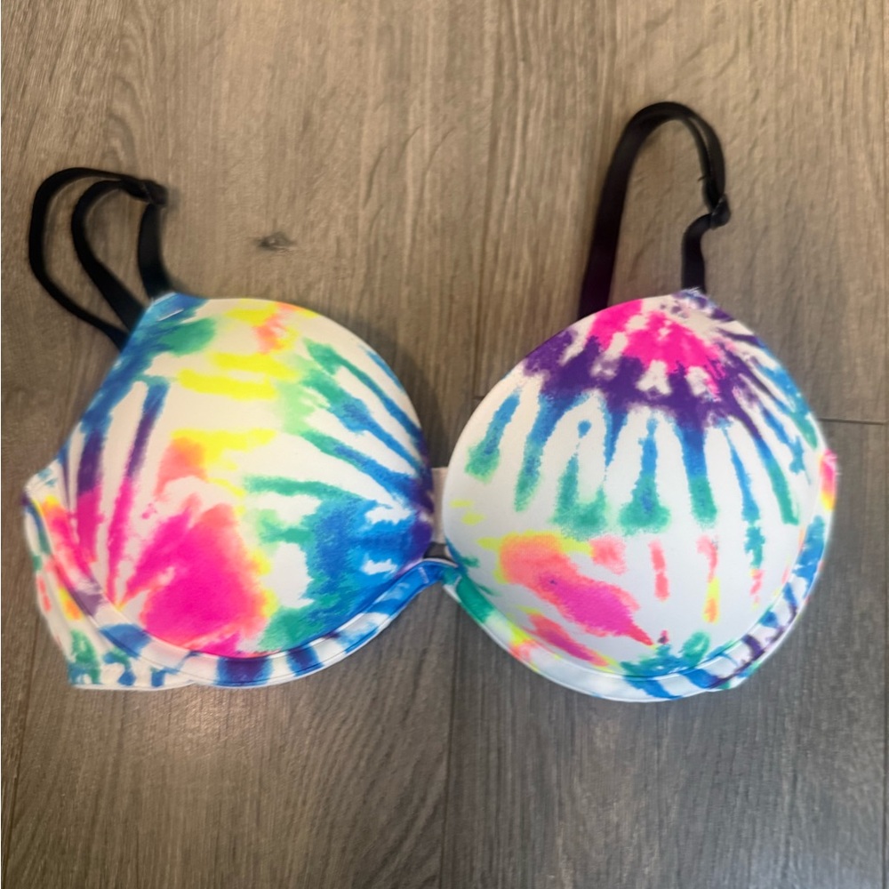 PINK Victoria's Secret Multicolor Tie-Dye Wear Everywhere Super Push-up Bra